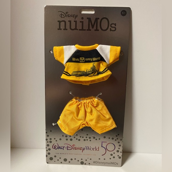 Disney nuiMOs Outfit Yellow and White Walt Disney World Set Walt Disney World 50 - Picture 2 of 12